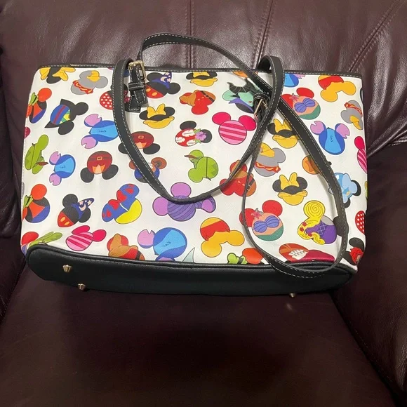 End of year $ale!!Mickey Mouse Tote - Picture 6 of 8